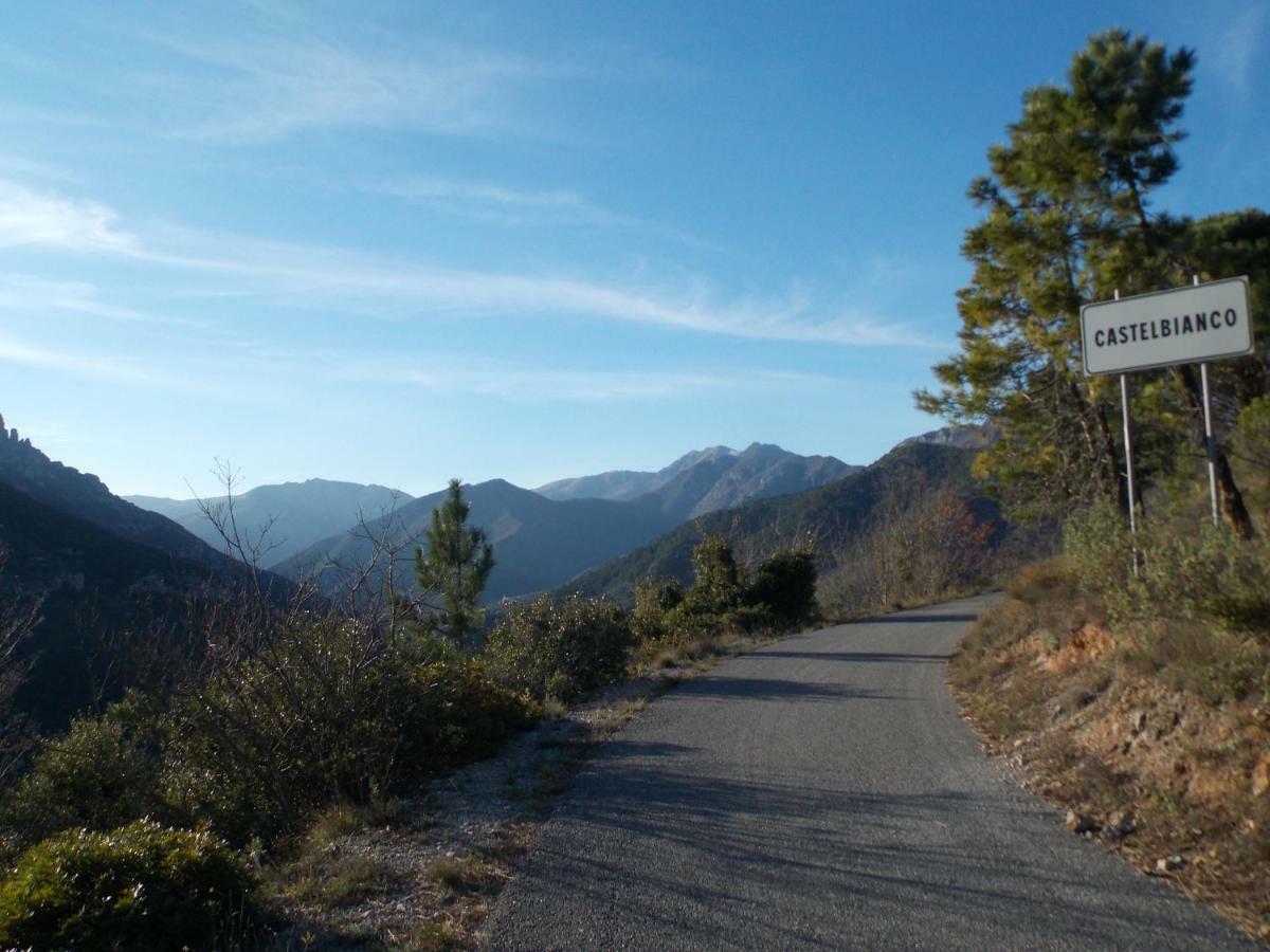 Arve Castelbianco - B&B E Appartamento Colletta Eksteriør bilde